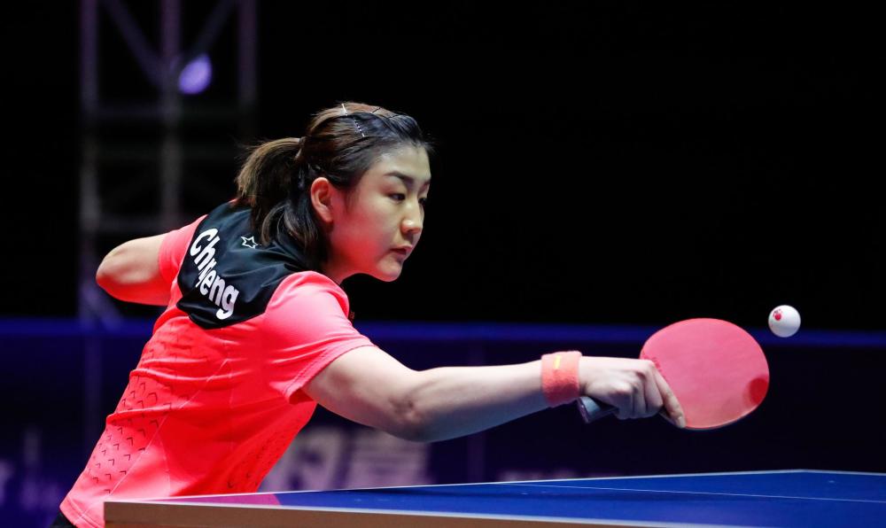 费尔南德斯 费尔南德斯